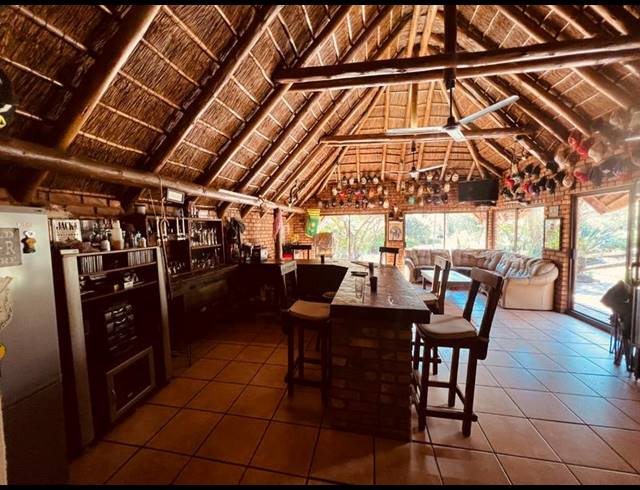 FARM FOR SALE IN DERDEPOORT